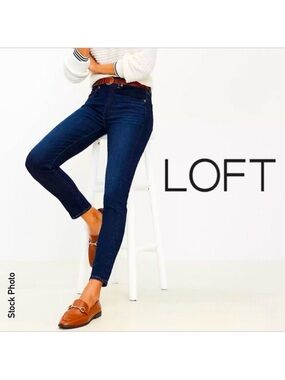 LOFT High Waist Skinny Dark Wash Blue Jeans (2/26)